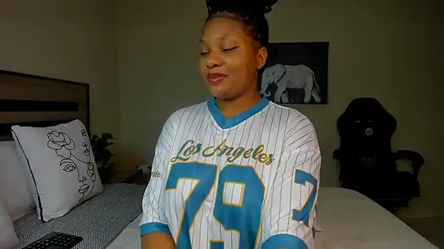 Renee-18 online show from November 24, 10:20 pm