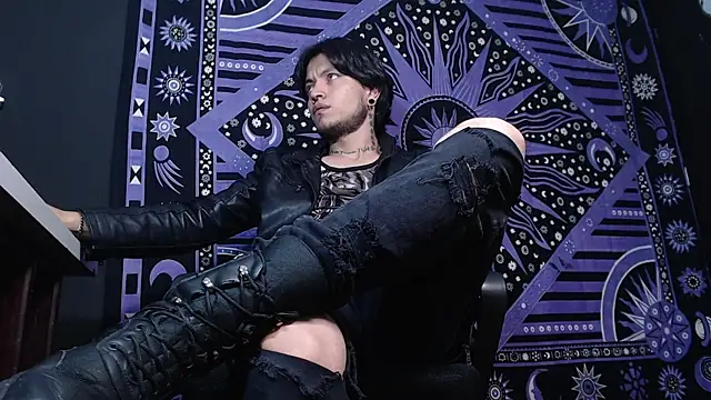 Dicaprioo  online show from January 21, 11:13 pm