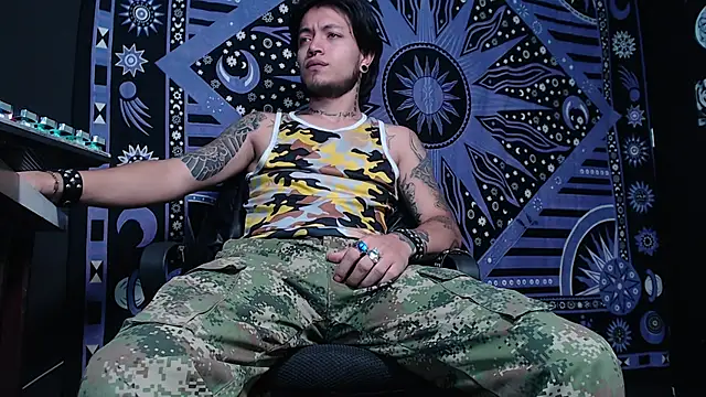 Dicaprioo  online show from February 2, 5:15 pm