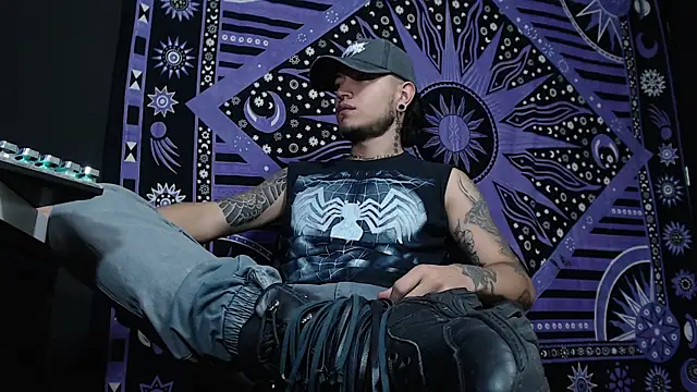 Dicaprioo  online show from February 7, 4:03 pm