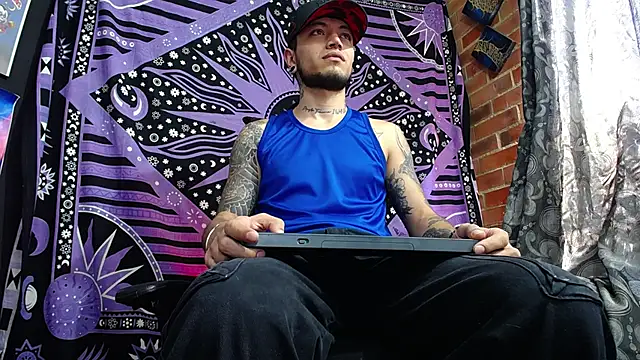 Dicaprioo  online show from February 25, 7:12 pm