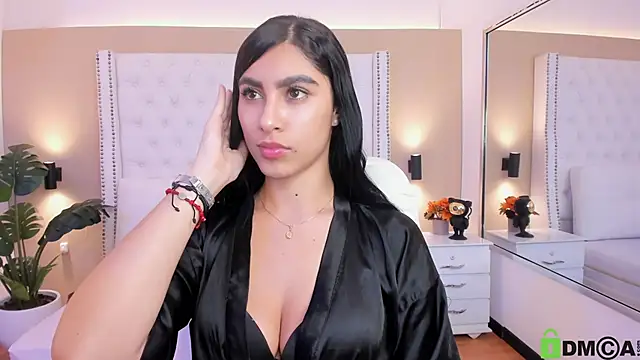 Snapshot of Emily_roux chatting on November 7, 3:28 am Emily roux online show from November 7, 3:28 am