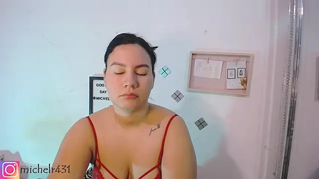 Mia  reys online show from September 22, 12:18 pm