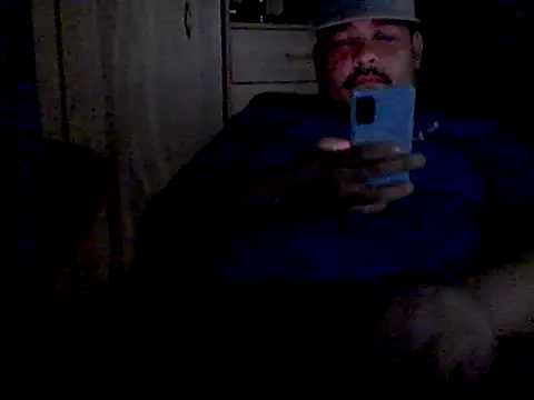 Snapshot of GILBERTHOR92 chatting on November 3, 10:38 am GILBERTHOR92 online show from November 3, 10:38 am