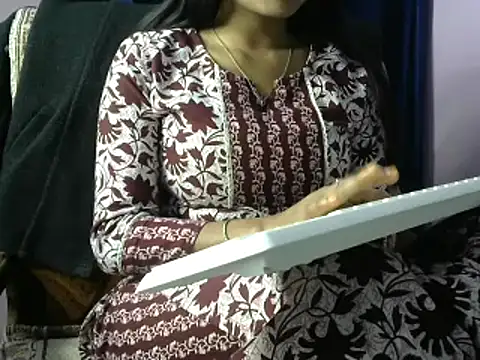 momo lov online show from February 15, 9:16 am