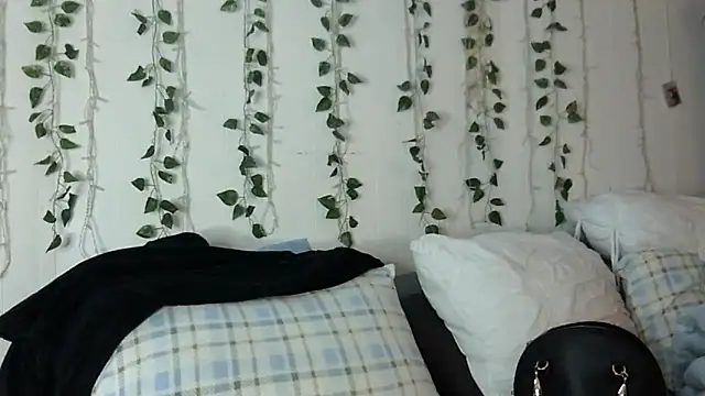 Erotic nayma online show from March 7, 2:01 pm