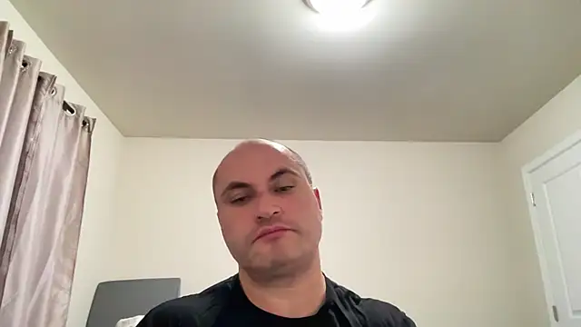 SluggishChase99 online show from June 1, 3:52 am