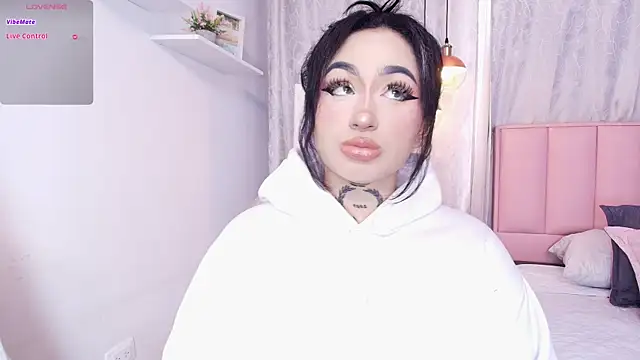 bella-green online show from March 18, 7:10 pm