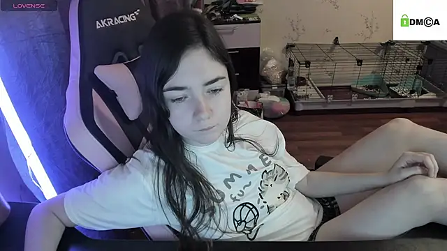 Snapshot of Crazy_forest_fairy chatting on February 1, 2:58 am Crazy forest fairy online show from February 1, 2:58 am