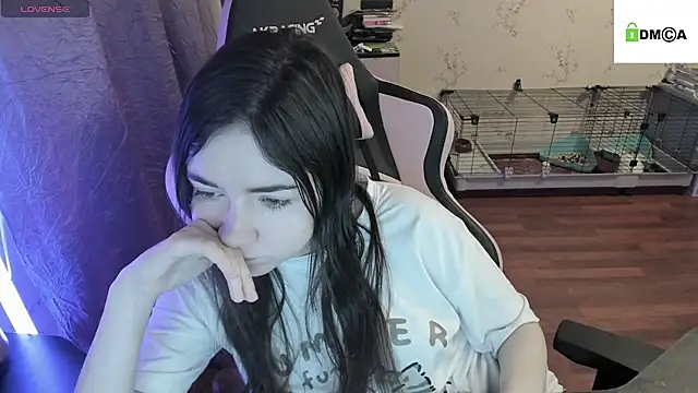 Snapshot of Crazy_forest_fairy chatting on February 10, 1:14 am Crazy forest fairy online show from February 10, 1:14 am