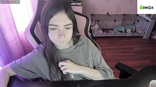 Snapshot of Crazy_forest_fairy chatting on February 14, 8:52 am Crazy forest fairy online show from February 14, 8:52 am