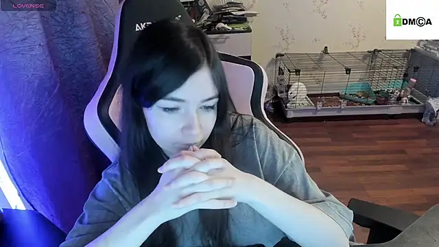 Snapshot of Crazy_forest_fairy chatting on March 2, 1:04 am Crazy forest fairy online show from March 2, 1:04 am