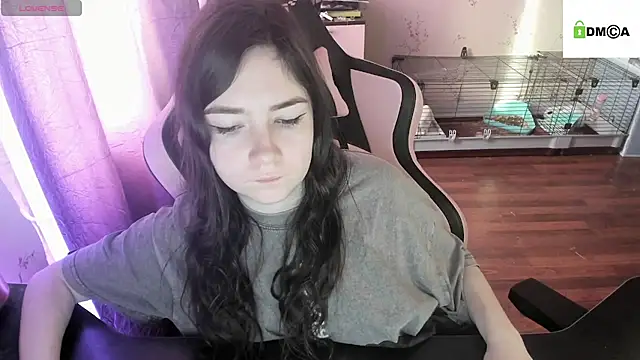 Snapshot of Crazy_forest_fairy chatting on March 8, 7:38 am Crazy forest fairy online show from March 8, 7:38 am