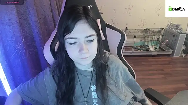 Snapshot of Crazy_forest_fairy chatting on March 9, 1:14 am Crazy forest fairy online show from March 9, 1:14 am