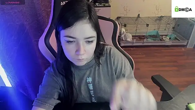 Snapshot of Crazy_forest_fairy chatting on March 20, 2:19 am Crazy forest fairy online show from March 20, 2:19 am