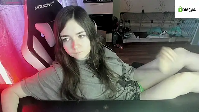 Snapshot of Crazy_forest_fairy chatting on March 23, 12:26 am Crazy forest fairy online show from March 23, 12:26 am