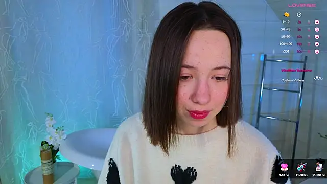 Hayle Hill online show from March 10, 5:33 am