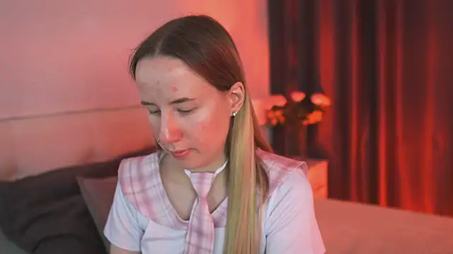 Cassie Kelman online show from March 7, 3:29 am