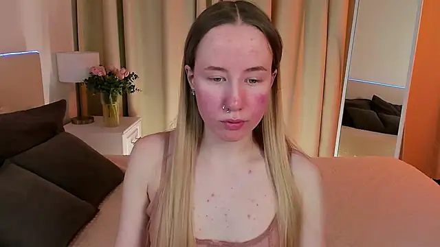 Cassie Kelman online show from March 14, 9:00 pm