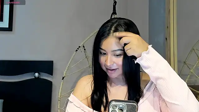  alaiasmile  online show from September 22, 4:09 pm