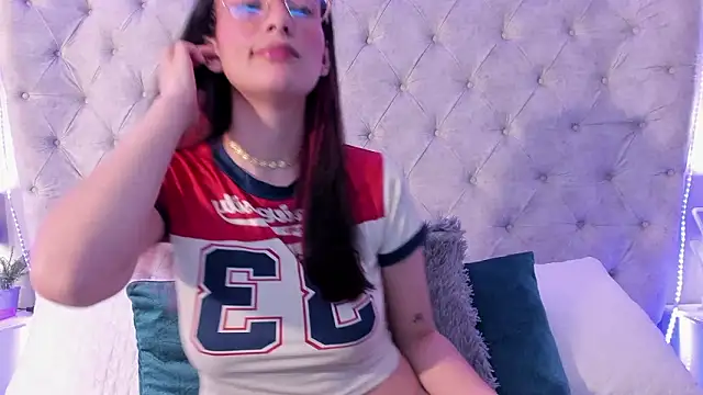 dafne bss online show from February 19, 5:03 am