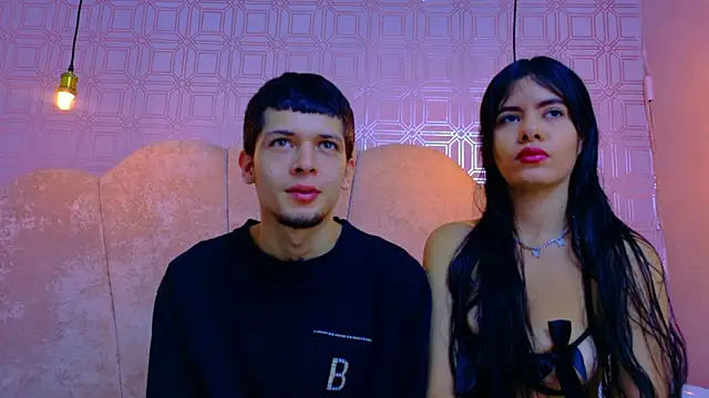 kendalltaylorr online show from March 19, 3:21 am