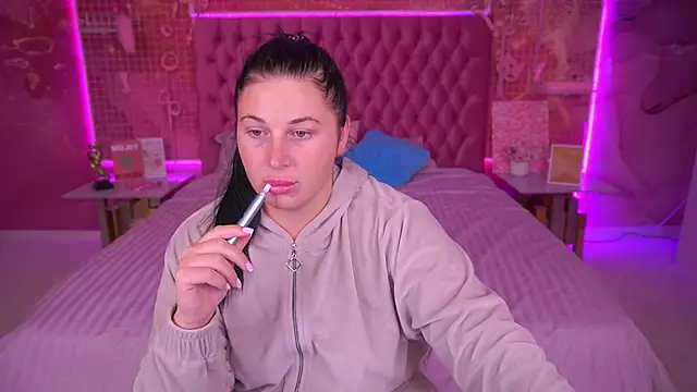 ArianaDarkk online show from October 13, 7:47 pm