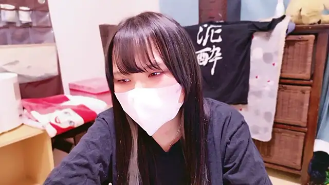 Snapshot of senachinnn chatting on October 12, 7:07 am senachinnn online show from October 12, 7:07 am