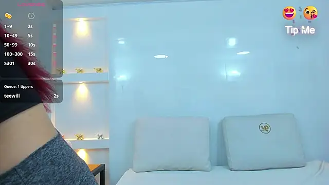 Dalia-Prada online show from March 6, 10:41 am