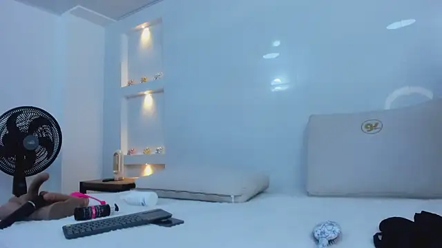 Dalia-Prada online show from September 26, 4:27 am