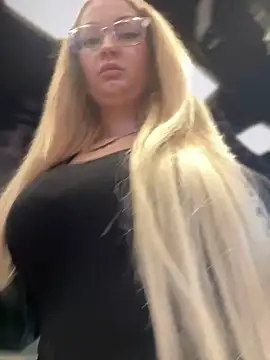 Teya moon  online show from January 13, 12:02 pm