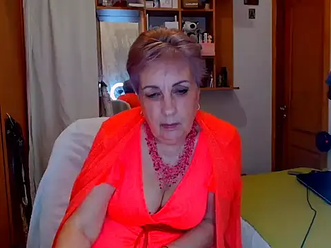 Snapshot of Victoria5643 chatting on March 6, 8:48 pm Victoria5643 online show from March 6, 8:48 pm