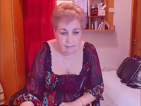 Victoria5643 online show from December 19, 2:57 pm