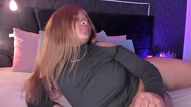 Snapshot of Anneth__M chatting on January 29, 10:53 pm Anneth M online show from January 29, 10:53 pm