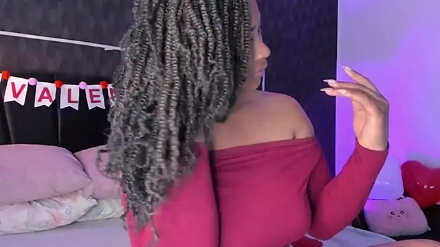 Snapshot of Anneth__M chatting on February 14, 10:47 pm Anneth M online show from February 14, 10:47 pm