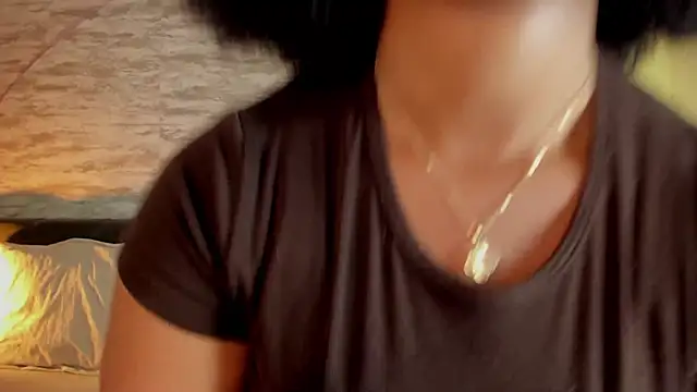 Snapshot of Anneth__M chatting on October 6, 7:33 pm Anneth M online show from October 6, 7:33 pm