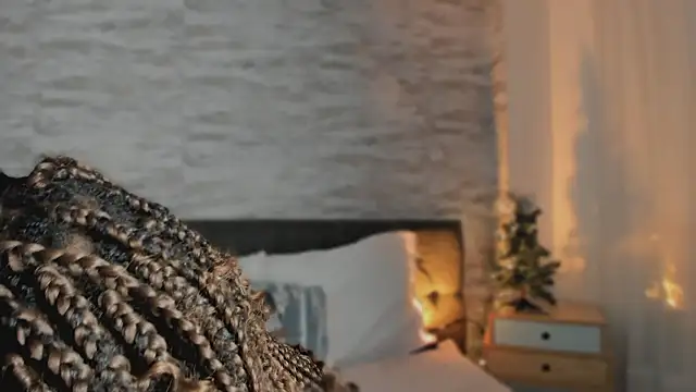 Snapshot of Anneth__M chatting on January 15, 7:39 pm Anneth M online show from January 15, 7:39 pm