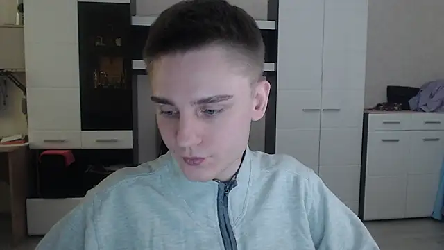 angryzan online show from February 7, 7:50 am