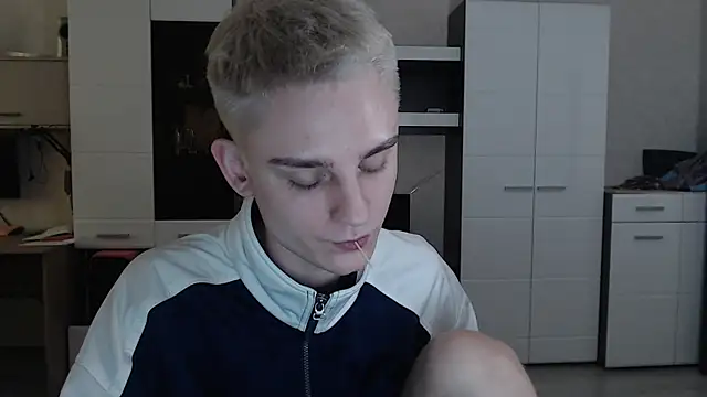 angryzan online show from February 14, 7:28 am