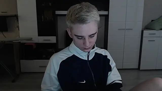 angryzan online show from March 3, 5:42 am