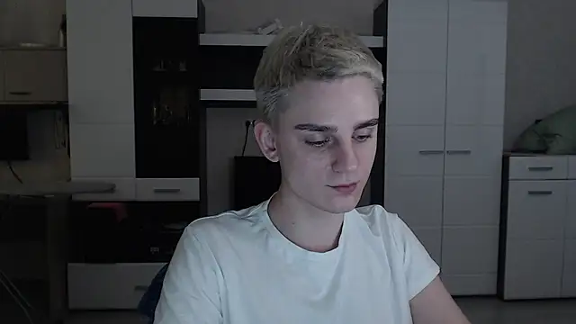 angryzan online show from March 5, 10:22 am