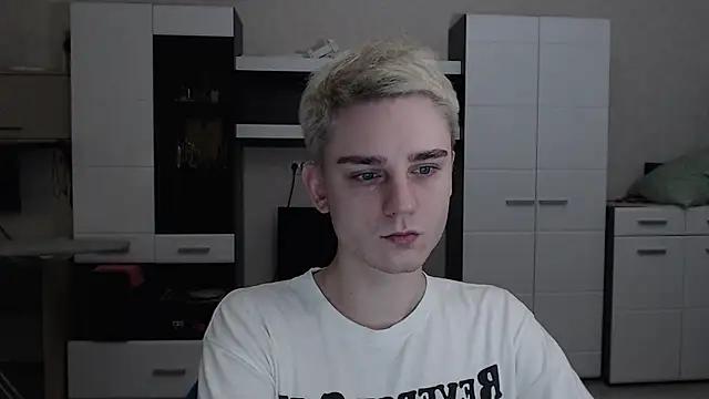 angryzan online show from March 7, 4:46 am