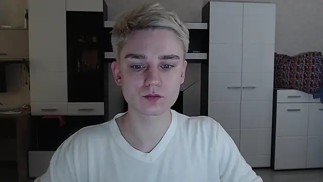 angryzan online show from March 11, 5:38 am