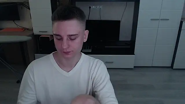 angryzan online show from September 30, 6:07 am