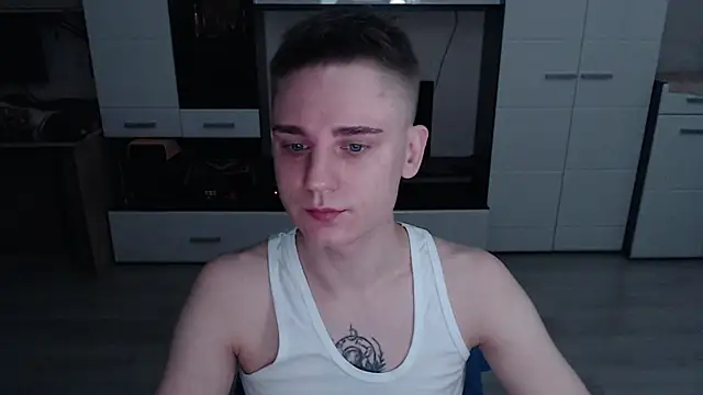 angryzan online show from October 22, 4:35 am