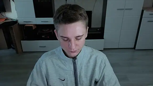 angryzan online show from November 27, 4:58 am