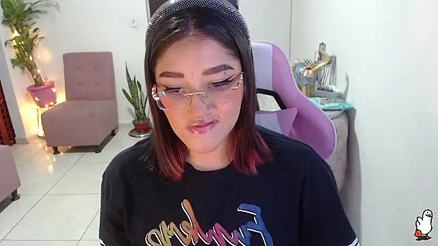 littleangel1 m online show from February 21, 7:32 pm