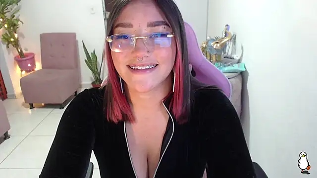 littleangel1 m online show from February 27, 9:14 pm