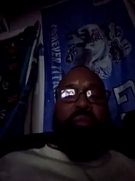 Snapshot of GallowayGooch1085 chatting on February 8, 12:30 pm GallowayGooch1085 online show from February 8, 12:30 pm