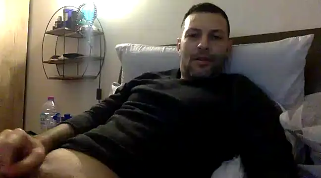 goroasroma90 online show from December 7, 8:33 am